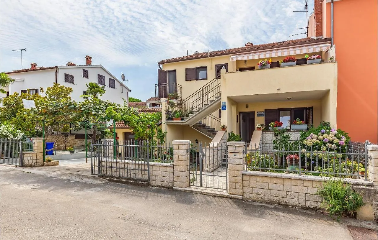 2 Bedroom Stunning Apartment In Rovinj